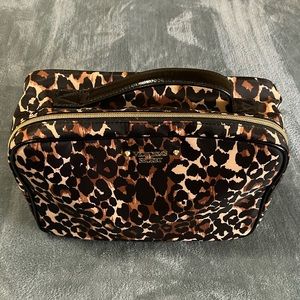 Victoria secret beauty bag duo